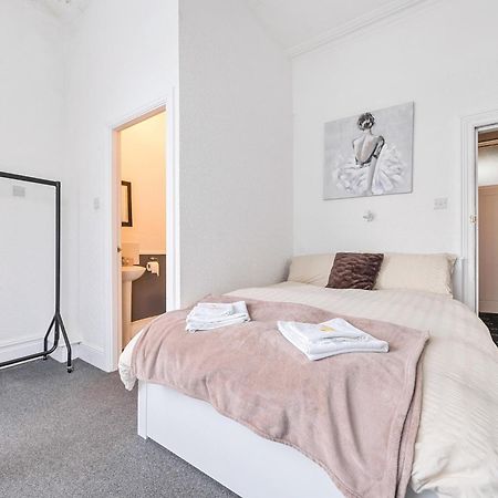 Willin House Hotel Μπλάκπουλ Εξωτερικό φωτογραφία